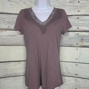 Maurices 24/7 Mauve Lace Neck Tee S